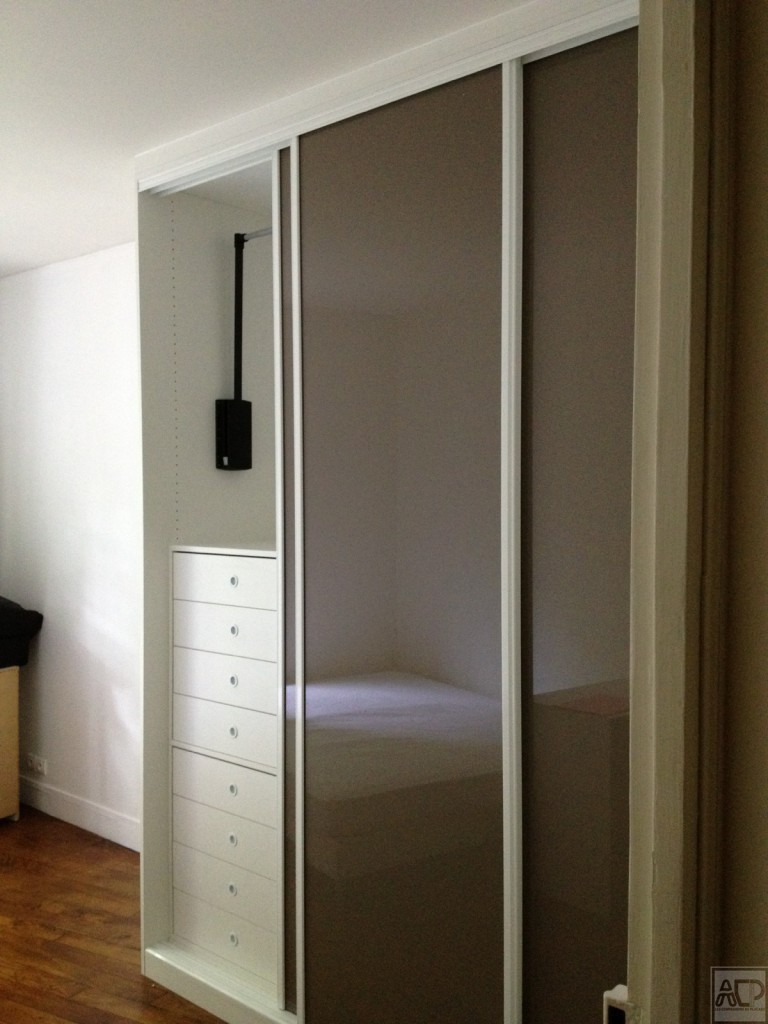 placard sur mesure coulissant laque