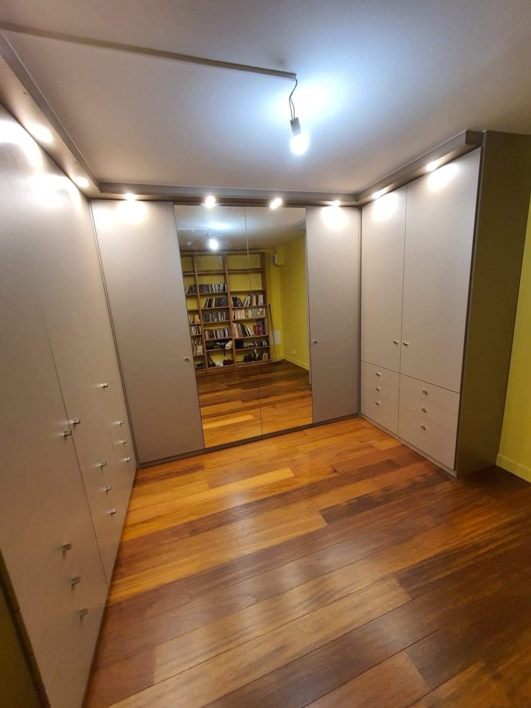 grand dressing sur mesure à Paris