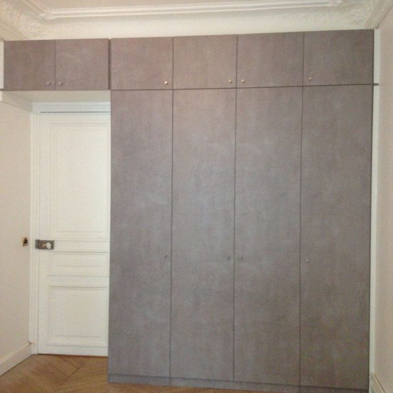 placard sur mesure petit appartement
