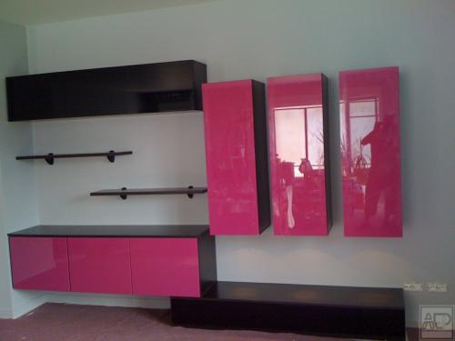 meubles tv laqués rose et noir sur mesure